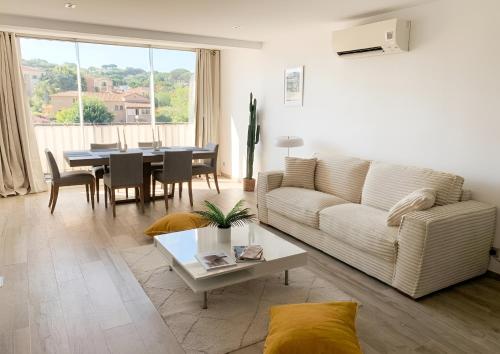 Port Saint Tropez Appartement au calme avec parking