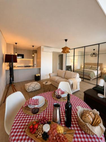 Home2830 in บาไรโร