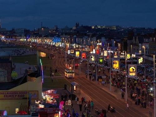 Attractions, Las Palmas Hotel by the Sea in Blackpool