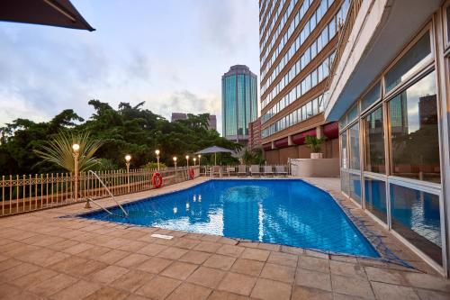Piscina, Monomotapa Hotel in Harare