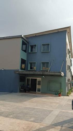 Edo Global Hotel & Suites in Benin City
