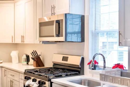 Stylish 4BR Boston, Pet-Friendly near Savin Hill, I-93 & Red Line 30-1, Boston (fotografie 10)