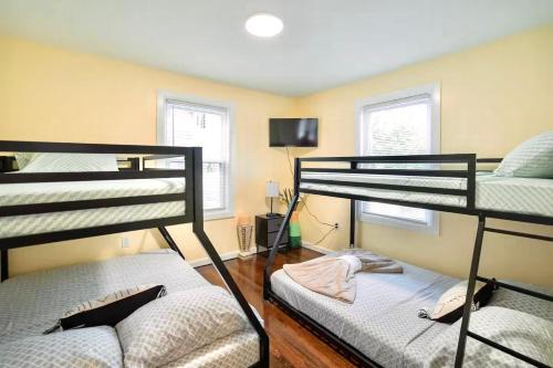 Stylish 4BR Boston, Pet-Friendly near Savin Hill, I-93 & Red Line 30-1, Boston (fotografie 8)
