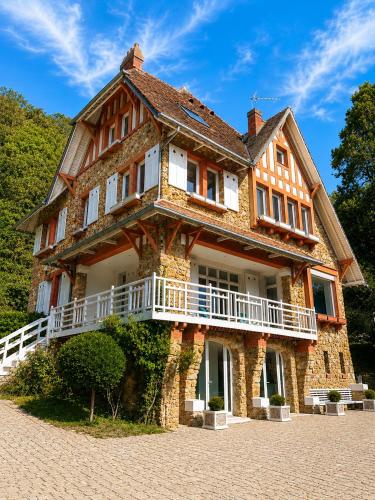 Maison de charme nichée dans le bois pour vivre une expérience unique, Yvelines