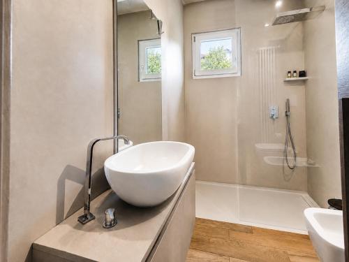 2 bedrooms, 3 beds