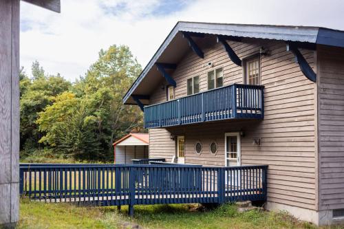 168 Secluded Acres Trails, Winery 5BR in Vūlvaina (VA)