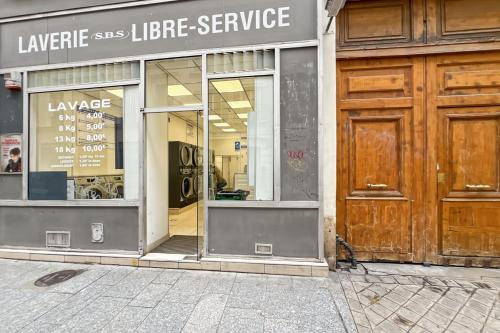Apartment in Paris 