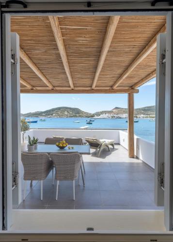 Michalakis Seaside Suites - Milos