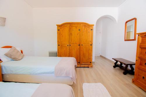 Villa Montenegro - Superbly Located Family Vila - image 2
