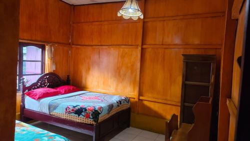 . Lucas Lodge
