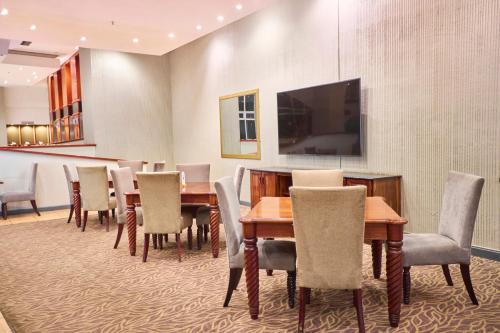 Monomotapa Hotel in Harare