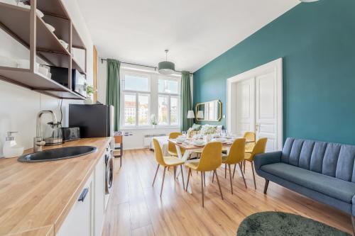 Royal Square View Residence