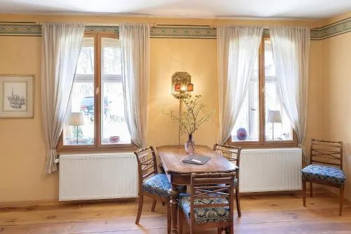 Ferienwohnung am Roten Schloss in Glashütte, Deutschland