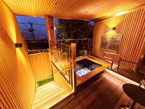 Tsuruyoshikawa Onsen Hotel in Yugawara