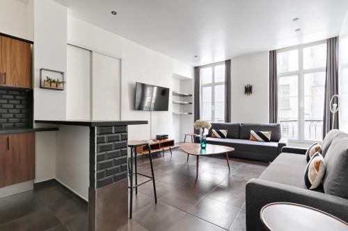 Sentier Historical Center Charming & Cosy Apartment