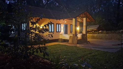Mausam Homestay in موثانجا