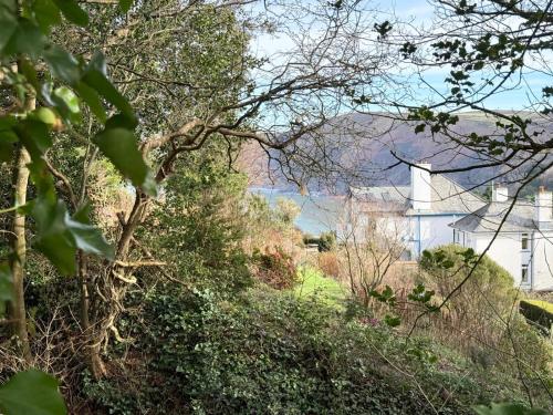Ingleside Guest House - Tap to explore photos