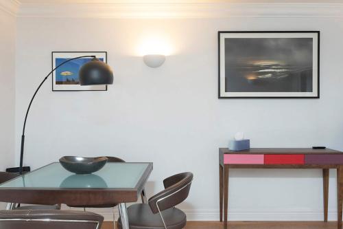 Charter Luxe - Covent Garden - By Frankie Says 