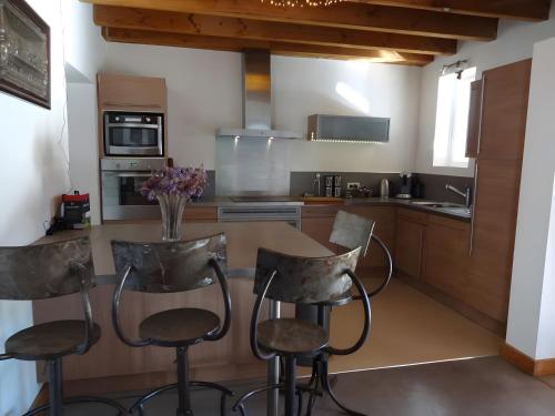 virtuve, Villa La Liberté (Villa La Liberte) in Thezan-des-Corbieres