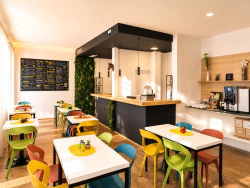 Restaurant, sHome Hotel Graz - Self Check-In in Puntigam