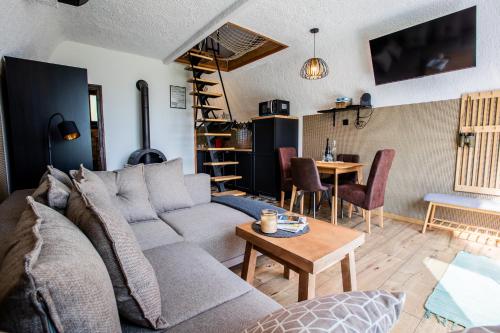 Galaxy6189 Guesthouse in Zalahaláp