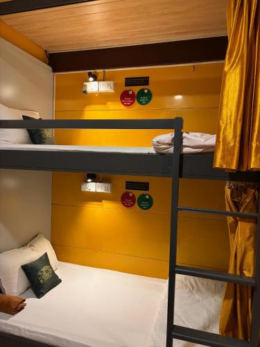 Forrest Hostels – Bombay/ Mumbai, IN