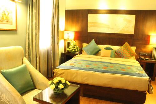 room detail thumbnail 0