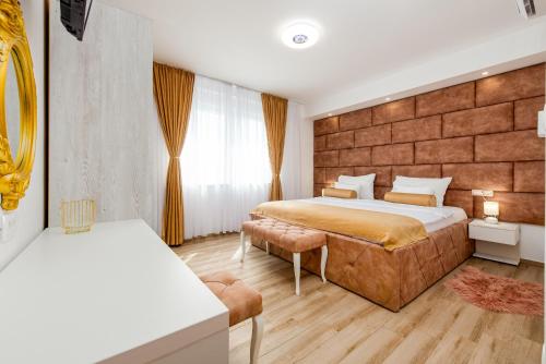 Villa Amfora with heated pool, wellness and tennis in Dračevac Ninski