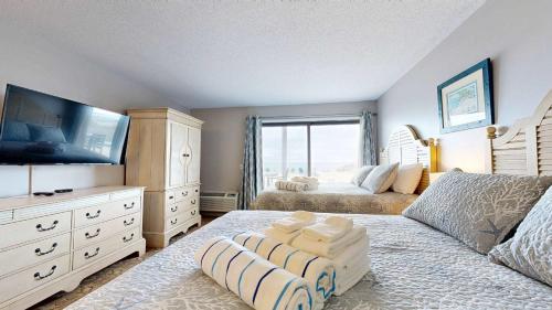 2 double beds