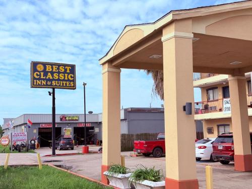 Best Classic Inn & Suites Houston I 45 near IAH - image 11