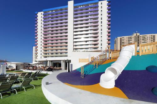 Hard Rock Hotel Tenerife_2_image