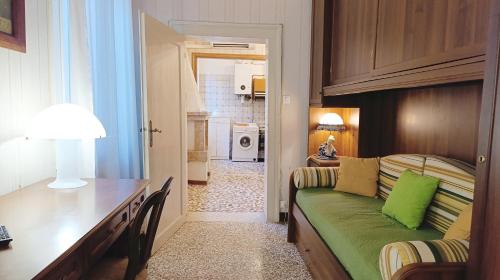 Apartment near Biennale Theatre by Ca-Sa Check - image 8