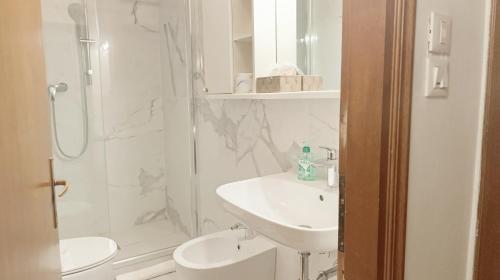 Apartment near Biennale Theatre by Ca-Sa Check - image 7