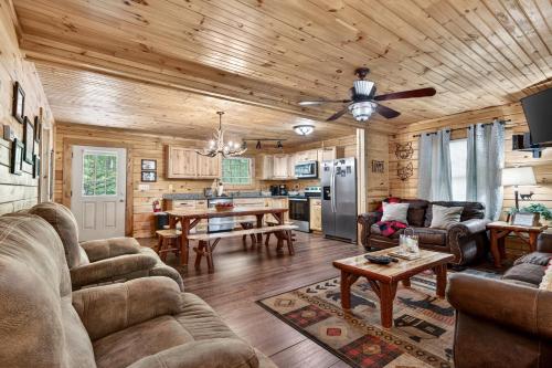 270 Black Bear Retreat Cabin - image 23