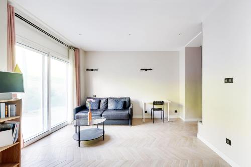Bright and quiet studio in Paris - image 10