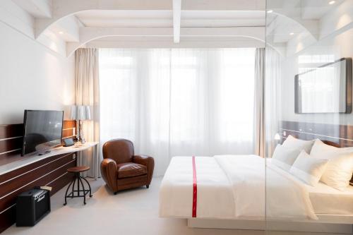 room detail thumbnail 0