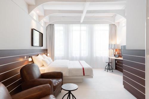 room detail thumbnail 0