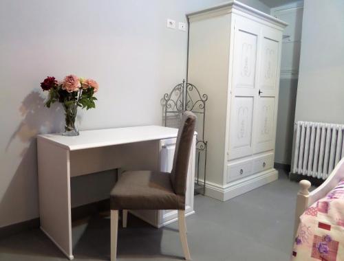 325 Rooms ai Fori - image 2