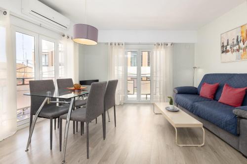 ApartUP Central Market Corner - image 5