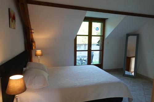 Maison Vue Montagne in Heches