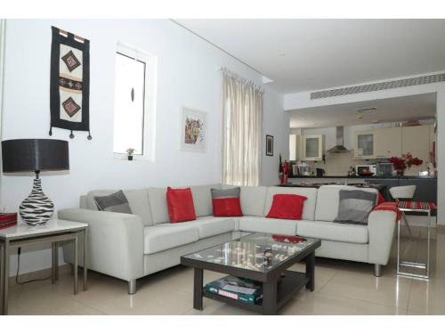 The Oasis - Almeria South – khách sạn tại Sân bay quốc tế Muscat