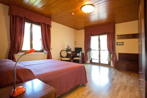 . Hotel Oscella