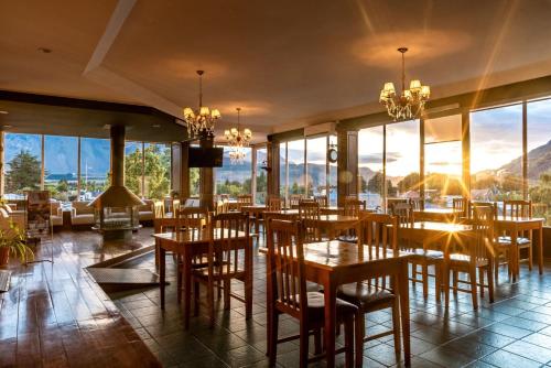 Shared lounge/TV area, Hotel Sol del Sur in Esquel