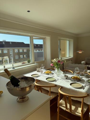 Stylish Apartment Near Stavanger City Centre – khách sạn tại Eiganes