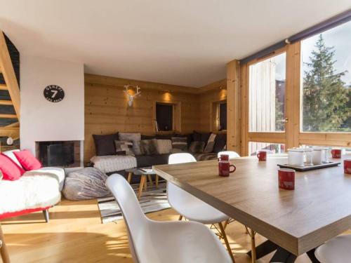 Duplex renove calme 8 pers, balcon, Wifi inclus - FR-1-346-321 in Charmettoger
