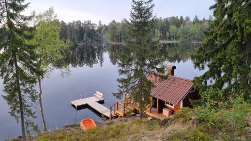 . Villa Karhurinne