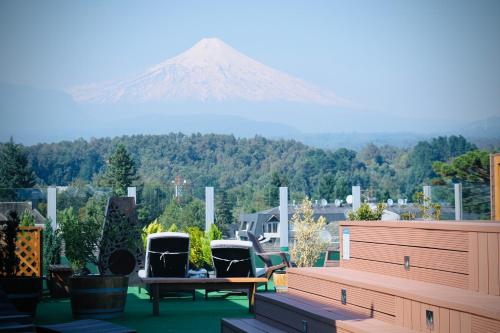 Úszómedence, Hotel Pucón Indómito (Hotel Pucon Indomito) in Pucon városközpont
