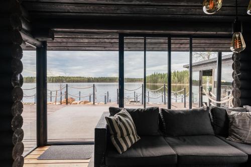 設施, A small gem by the lake for two or for a family in 拉姆普西耶爾維