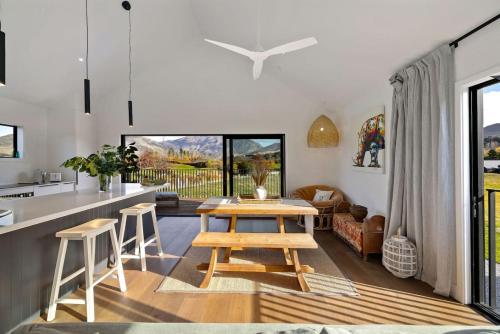 Luxury Mountain View Retreat in 戴爾菲爾德