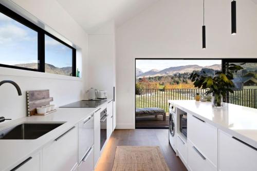 Luxury Mountain View Retreat in 戴爾菲爾德